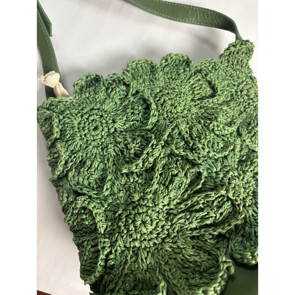 Free People Best in Show Bucket Bag OS Boho Green Crochet Leather Crossbody - Picture 9 of 11